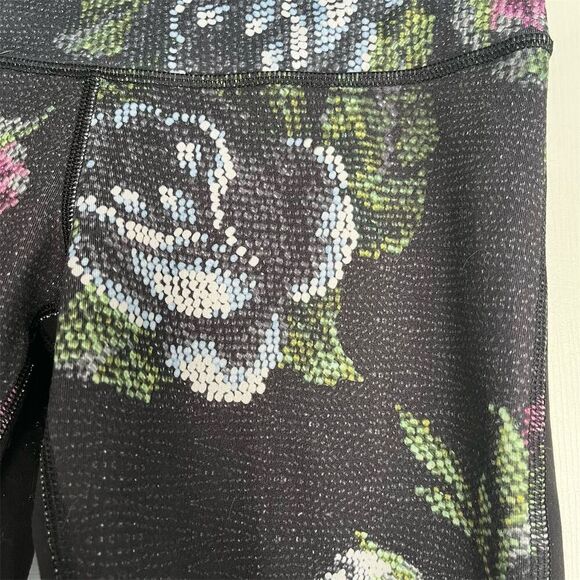 Lululemon Women's M Floral Print Wunder Under Leggings Yoga Running - Picture 3 of 7